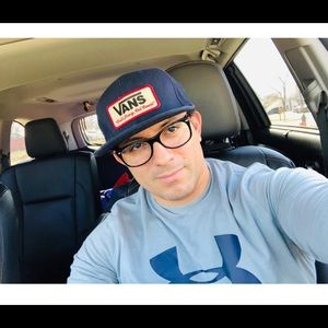 Meet your Posher, Alex